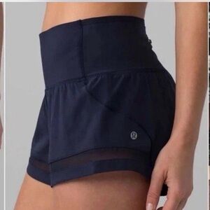 lululemon athletica Women's pace perfect black Shorts size 6